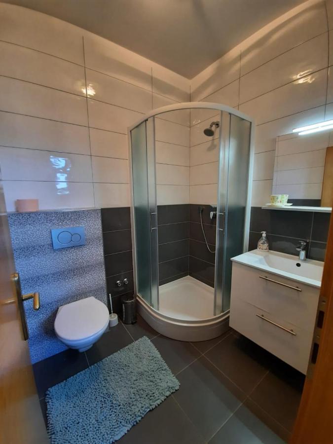 Apartman Barbir Sukosan Exterior photo
