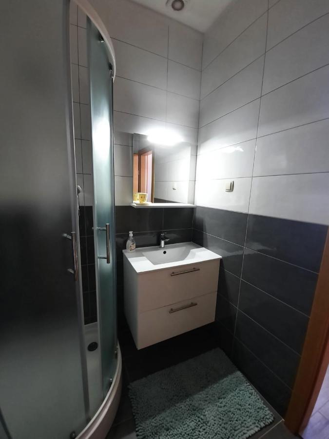 Apartman Barbir Sukosan Exterior photo